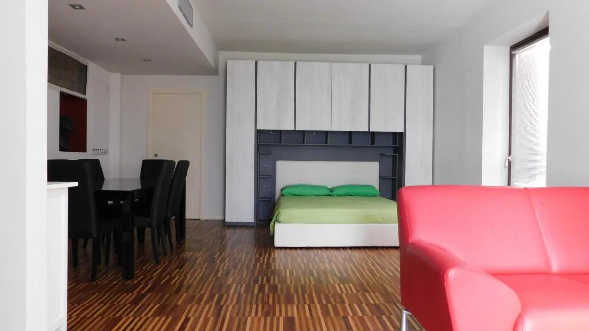 Image 6 of Garden Apartment