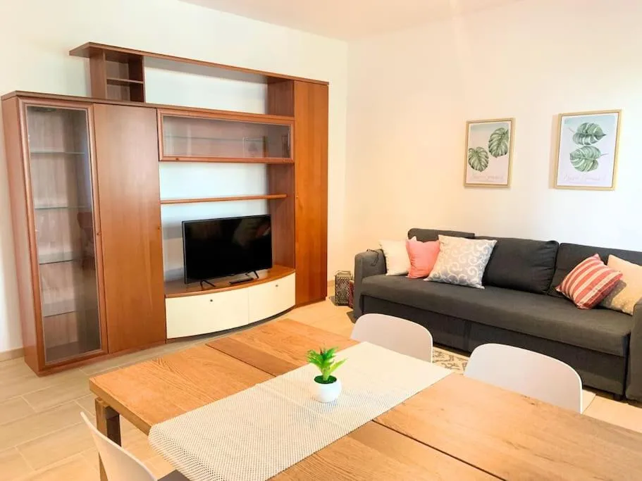 Image 4 of Ginevra’s House
