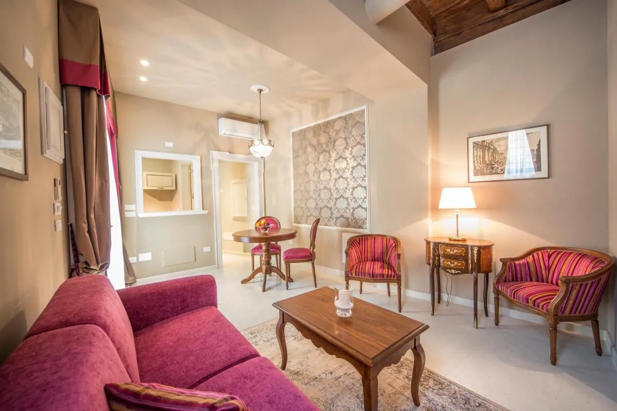 Image 4 of Lady Capulet Apartments