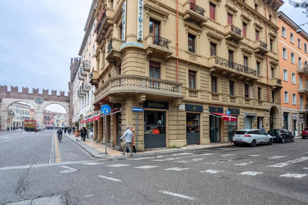 Image 5 of Love Suite Verona