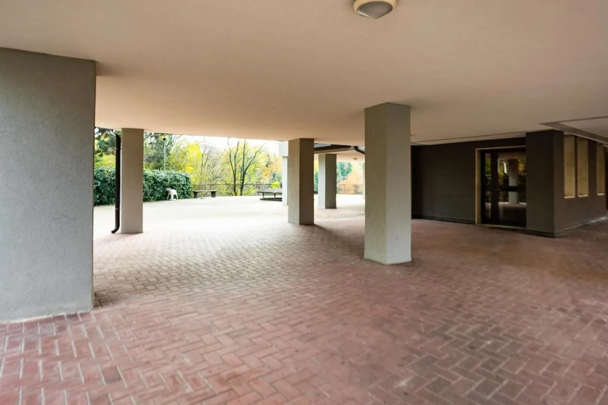 Image 5 of Modern Grey Flat in Verona