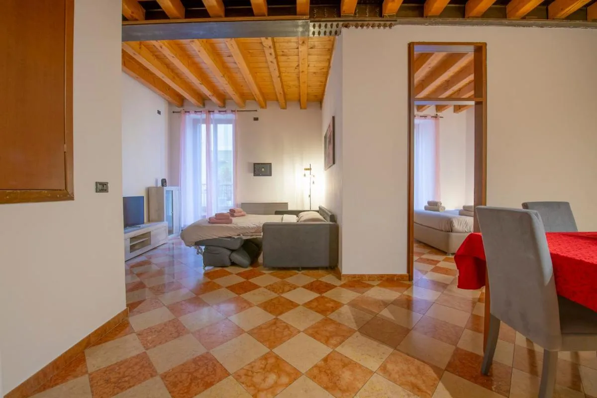 Image 3 of -Near Arena & Giuletta- Pet Friendly Mazzini Palace