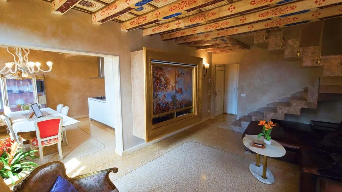 Image 3 of Opera Luxury Apartment