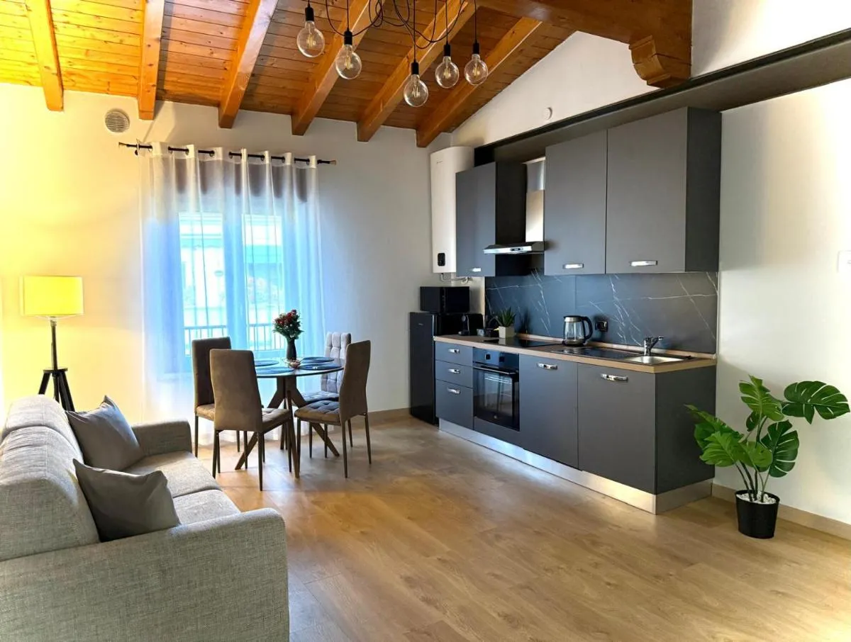 Image 3 of PRESTIGE Apartments – Rustic Elegance