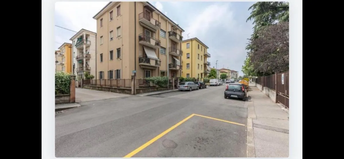 Image 5 of Queen East Verona apartments