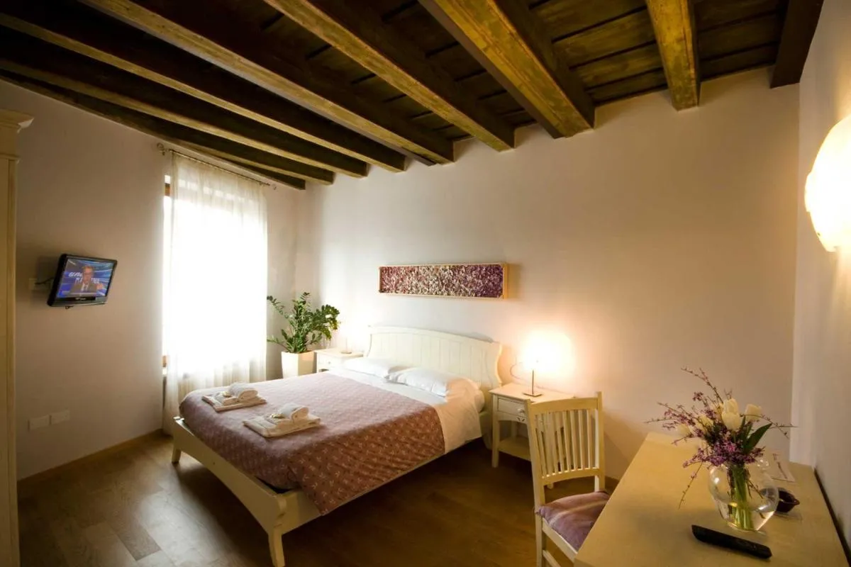 Image 1 of Residenza CuordiVerona