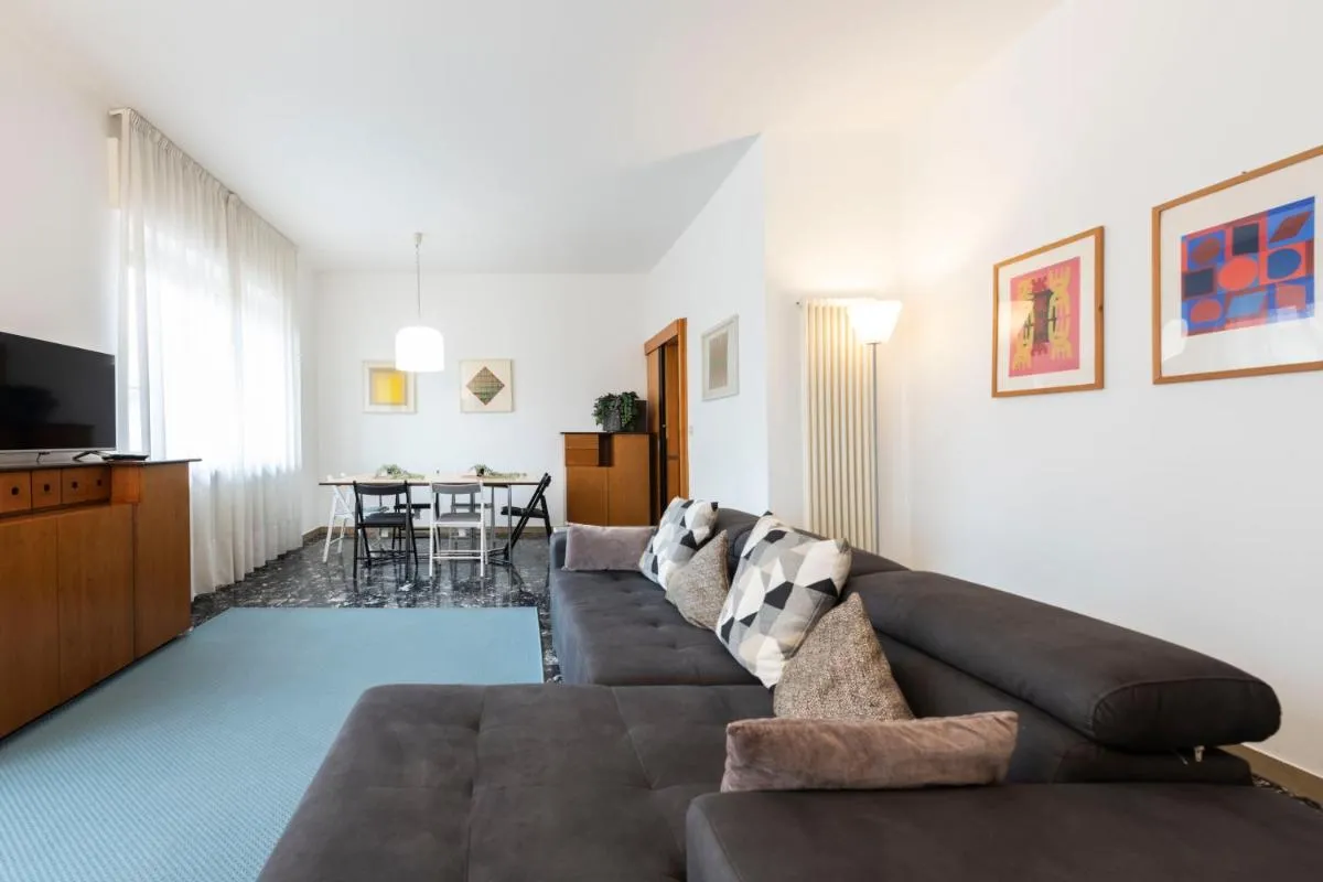Image 3 of RiverView Luxury flat