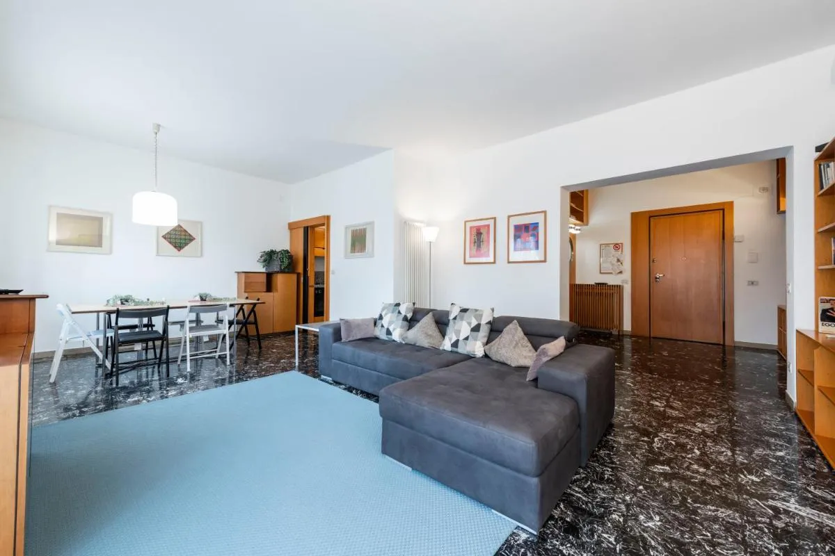 Image 2 of RiverView Luxury flat