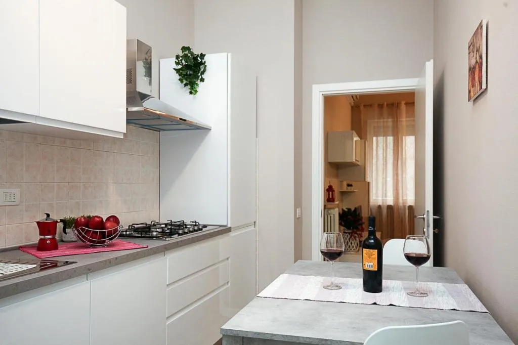 Image of Romantic House 369