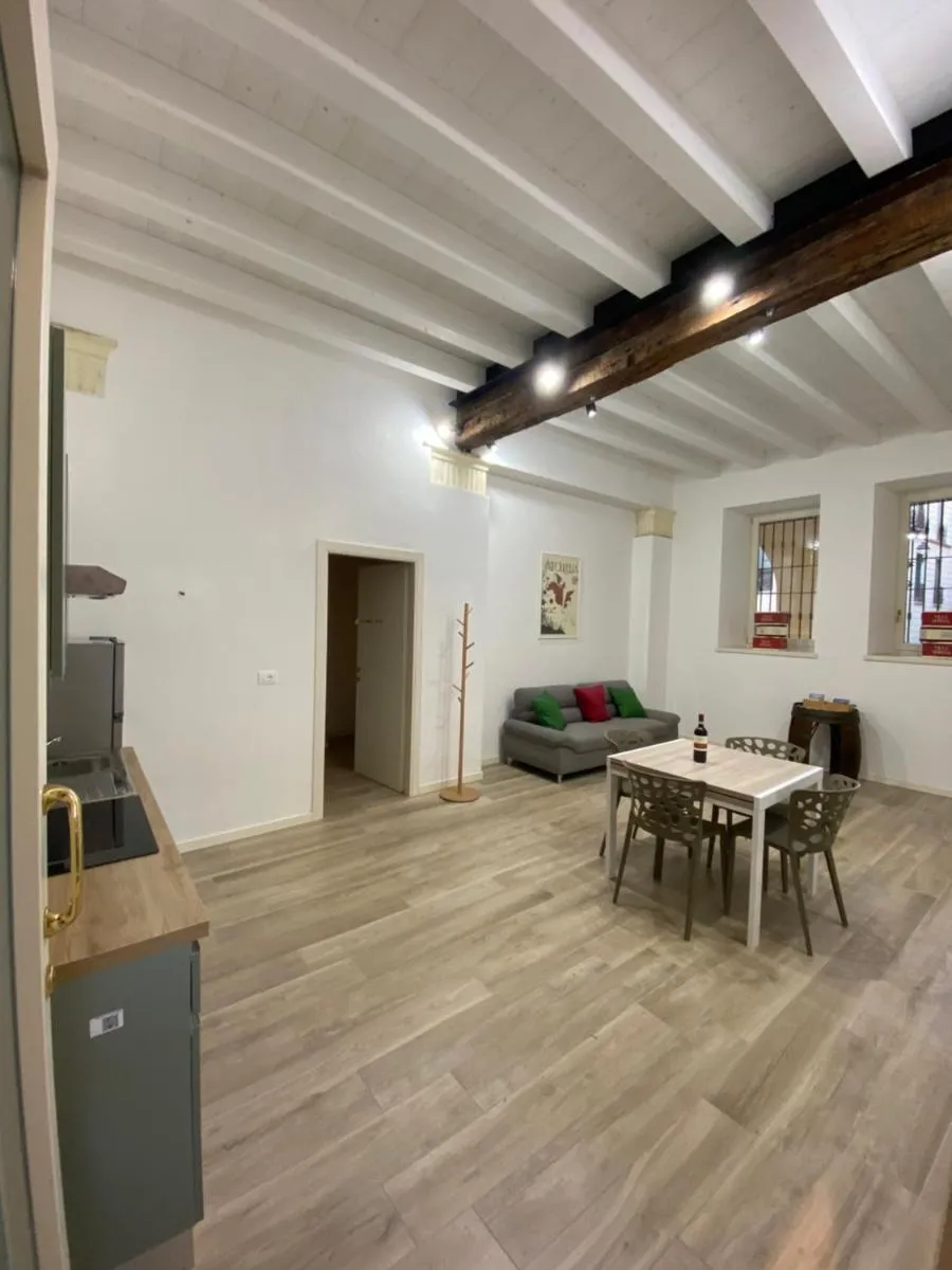 Image 3 of Santa Cecilia Wine Suites