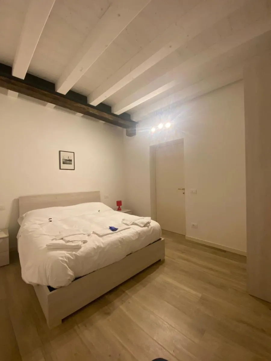 Image 5 of Santa Cecilia Wine Suites