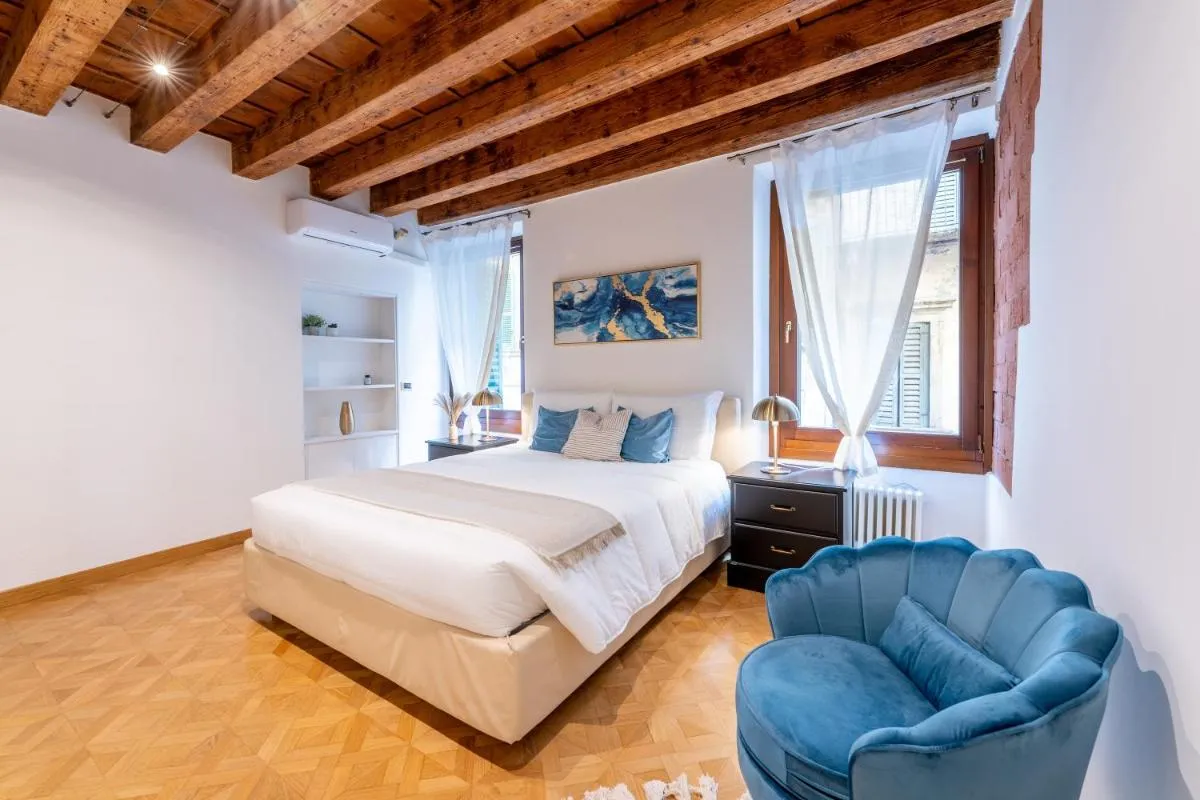 Image 1 of Sgarzerie Luxury Flat 2 rooms 120mq