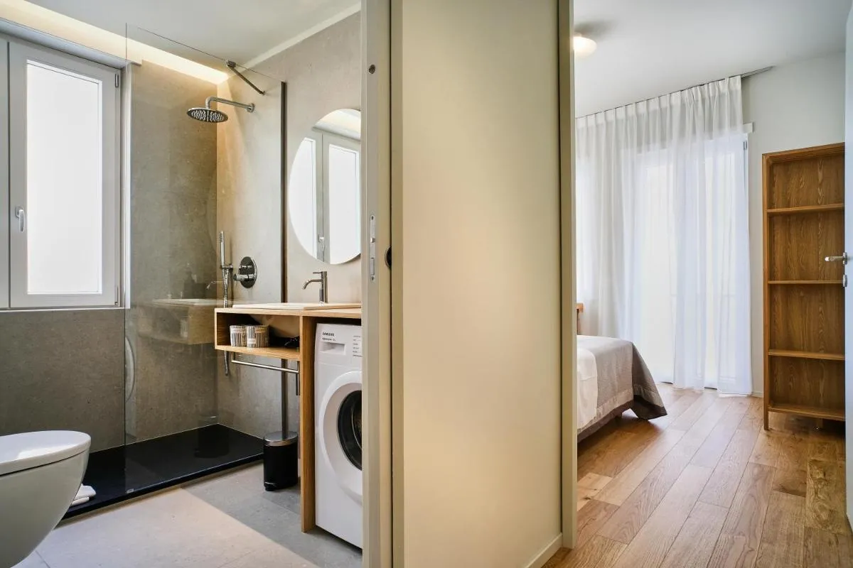 Image 2 of Suites ZENARI