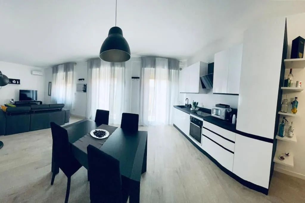 Image of Sun Street Apartment