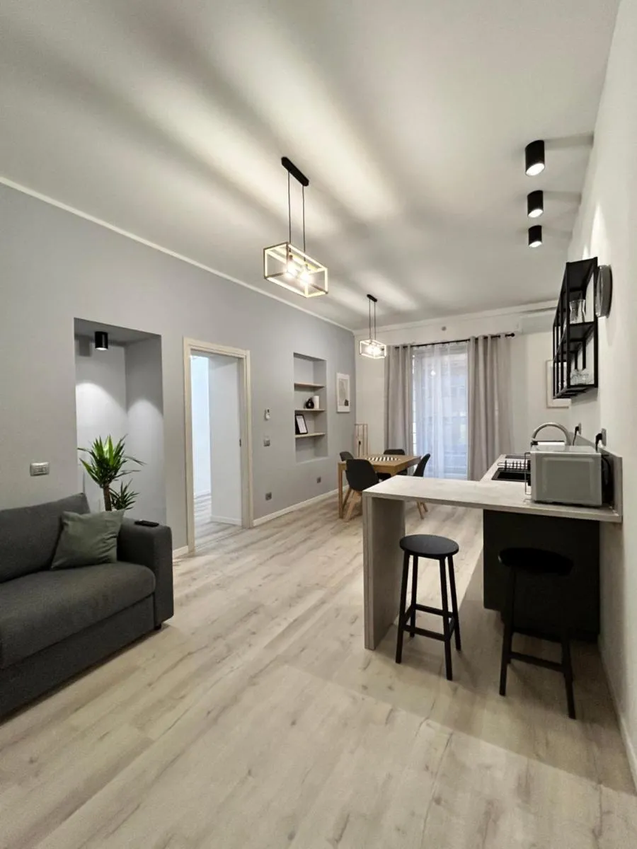 Image 2 of TEZONE SEVEN Apartments
