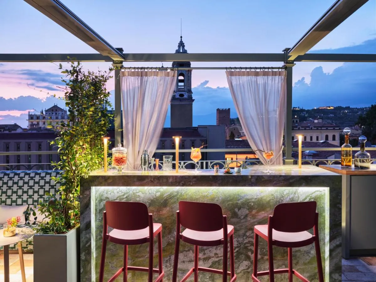 Image 1 of VISTA Verona