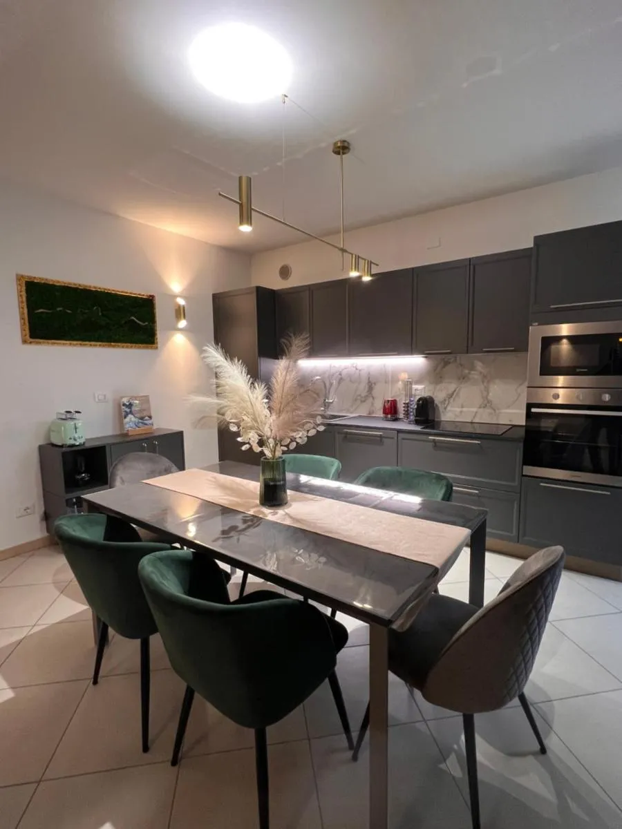 Image 2 of Velvet Apartment