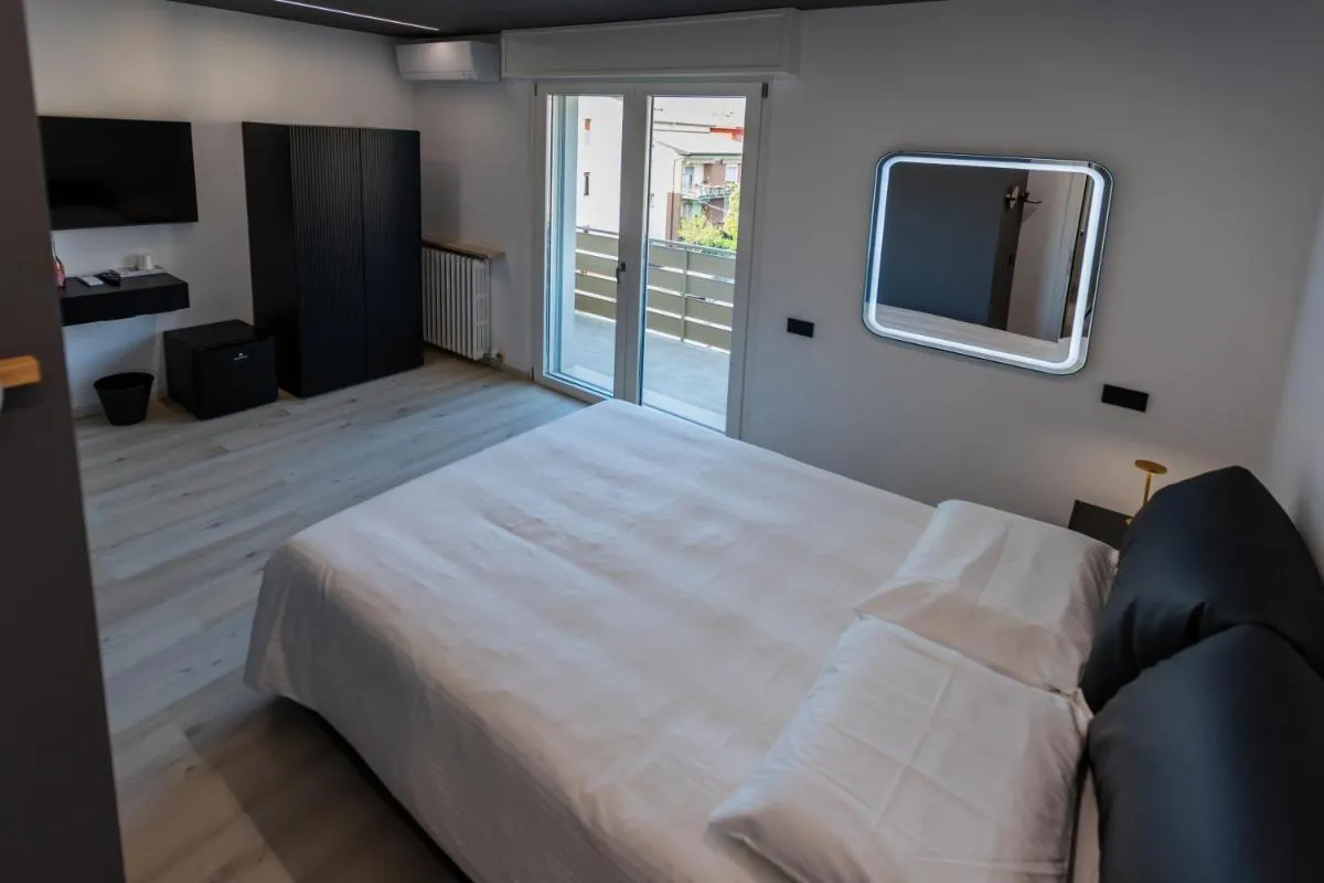 Image 4 of Verona Borgo Roma LUXURY ROOMS & APARTMENT