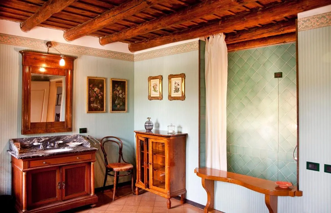 Image 2 of Villa Avesa