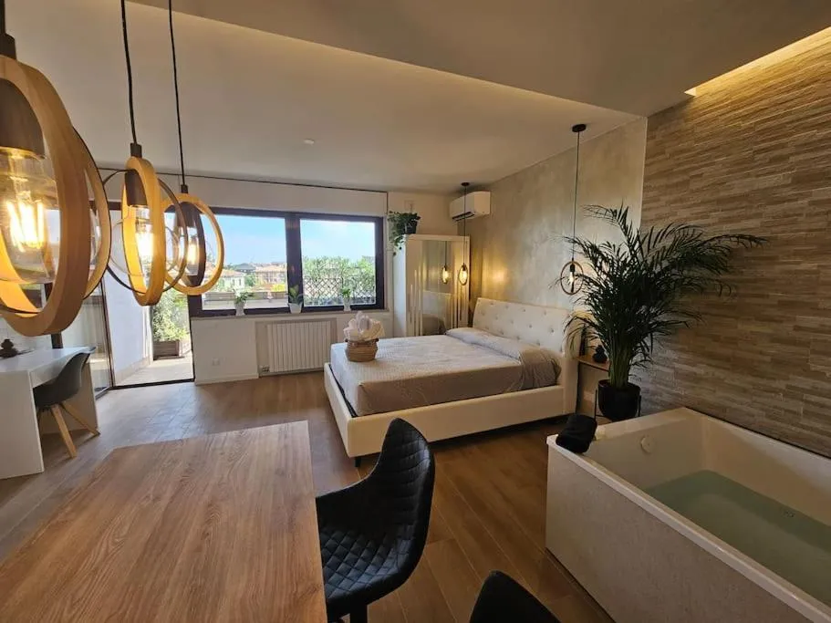 Image 4 of Villa Joy Verona – Luxury Suite