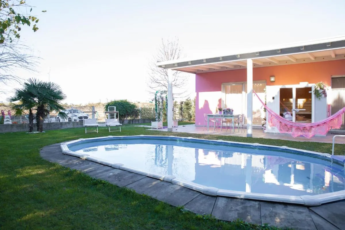 Image 2 of Villetta Tinmar Barbie House Verona