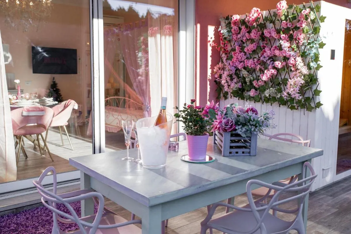 Image 5 of Villetta Tinmar Barbie House Verona