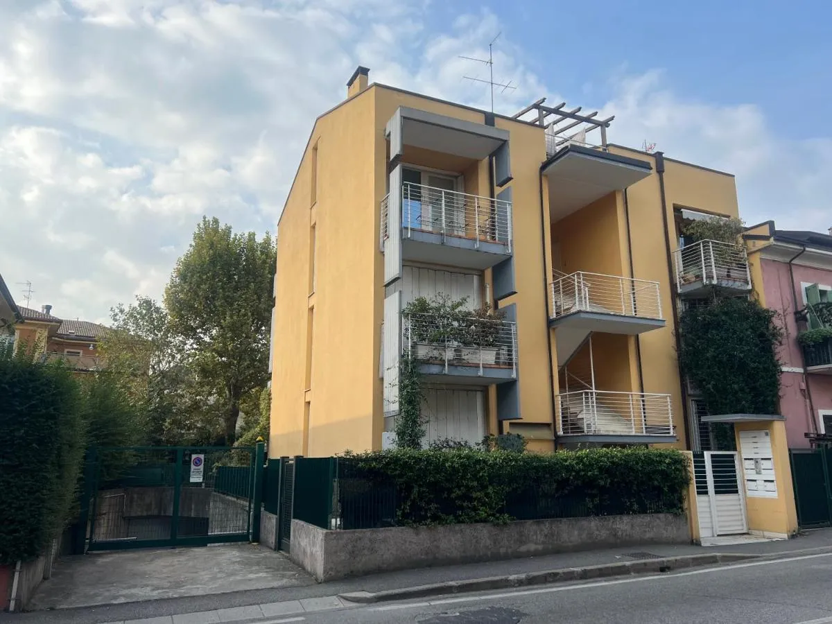 Image 2 of la casa della luce