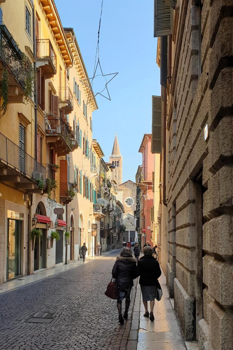 Image 5 of Ai Cinque Archi