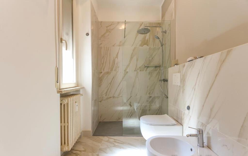Image 2 of Casanova Luxury Home