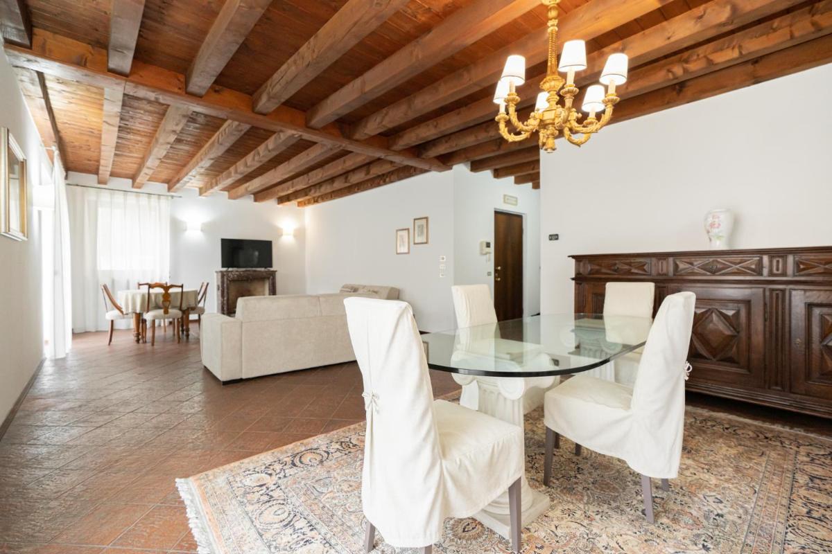 Image 4 of Domus Verona – Centralissima e antica Residenza Cappello