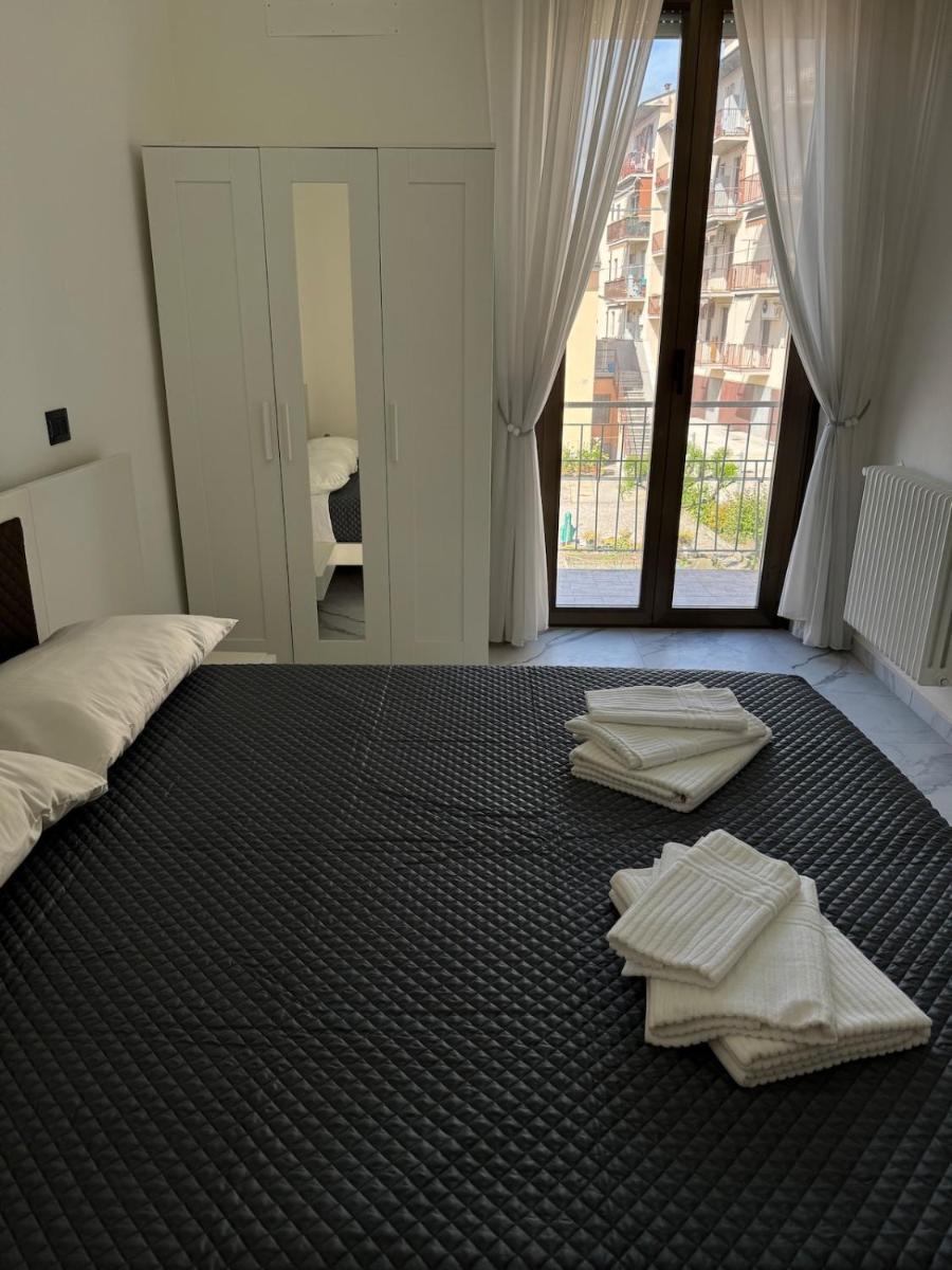 Image 3 of FIORE di PIETRA 2