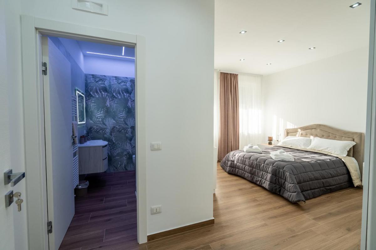Image 1 of Home One Room Verona Fiera with private bathroom