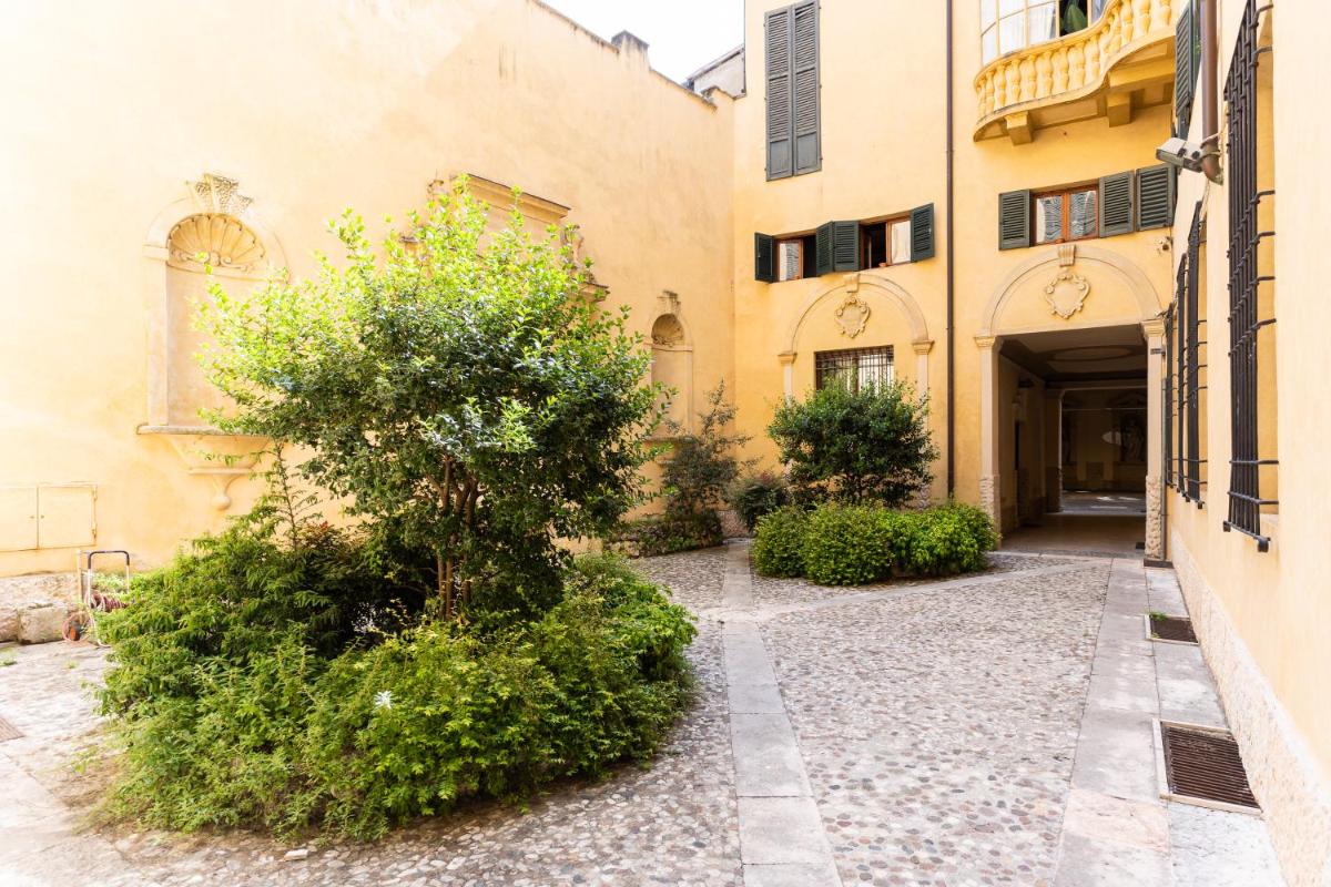 Image 1 of Rosa Luxury Apartment