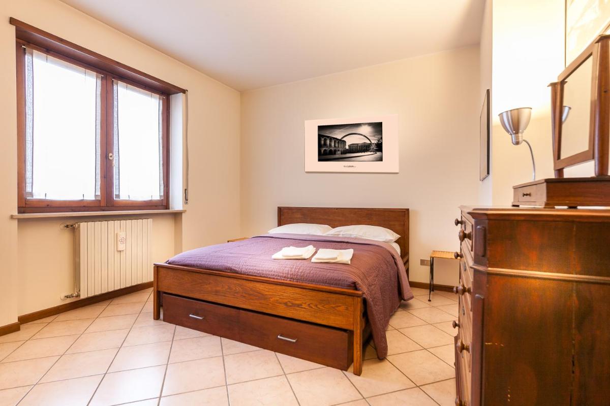 Image 6 of Verona Expo Suite