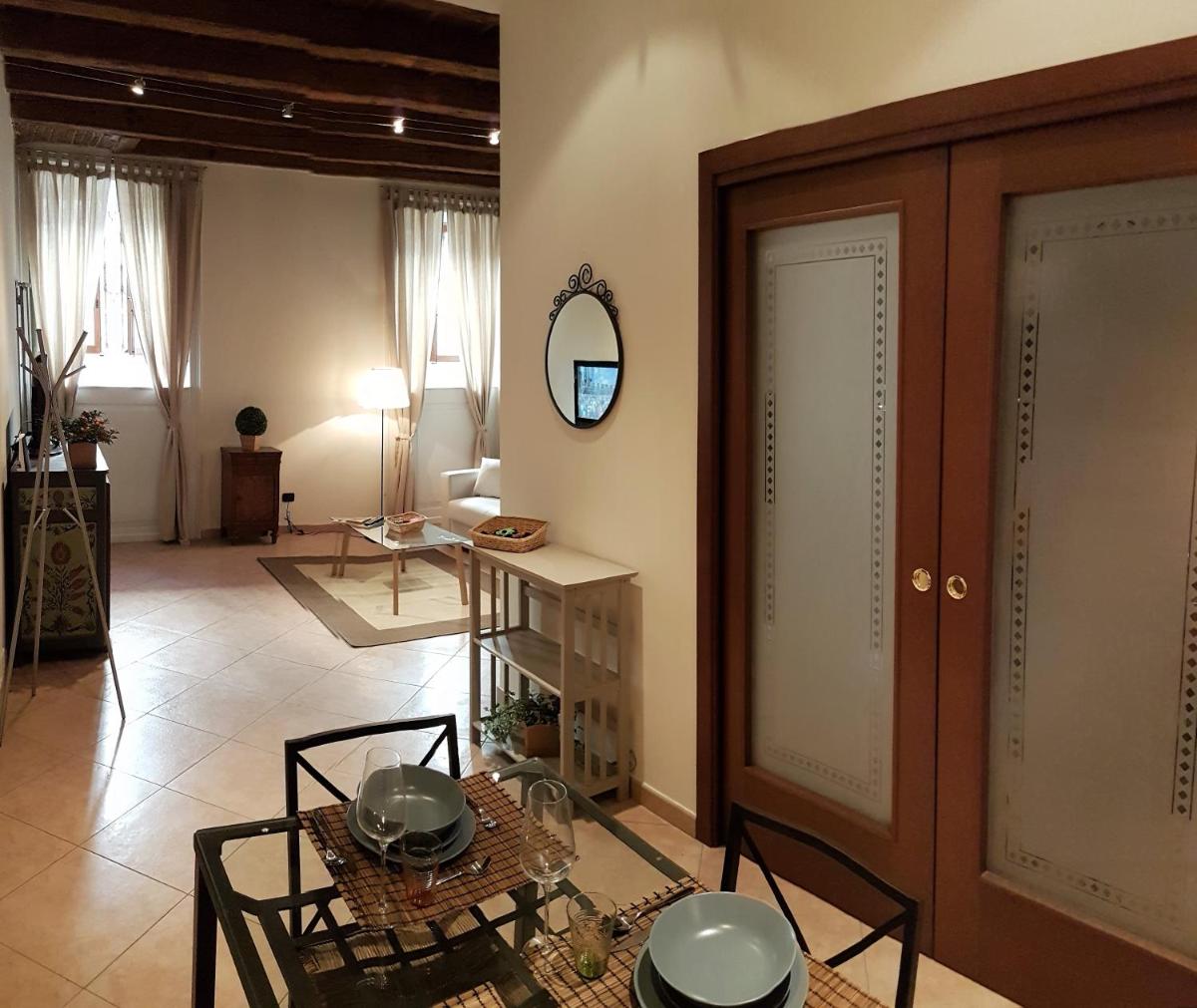 Image 3 of Veronetta lovely apartment