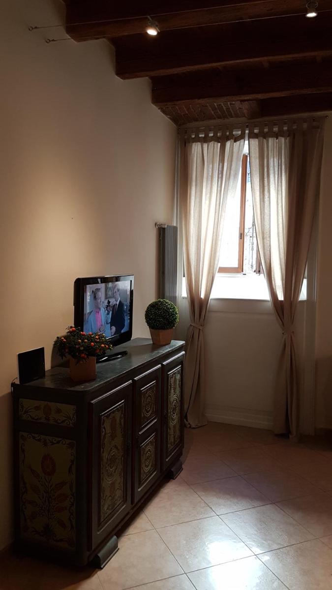 Image 4 of Veronetta lovely apartment