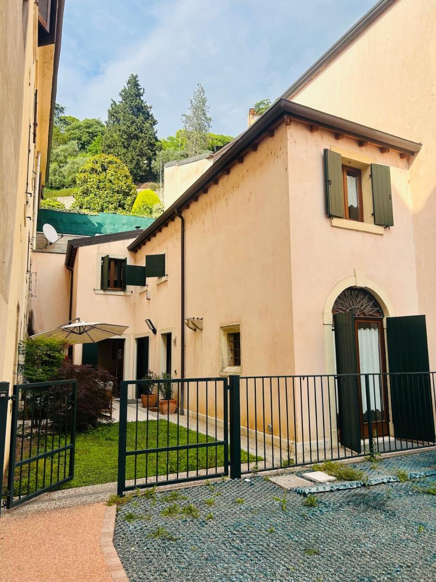Image 5 of Vittoria Verona